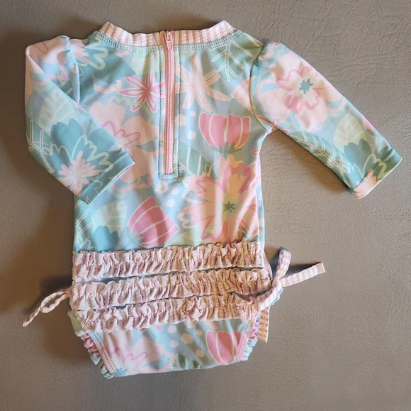 Ruffle Butts Baby Girl Swimsuit/Rashguard Size 0-3 Month - Picture 2 of 5